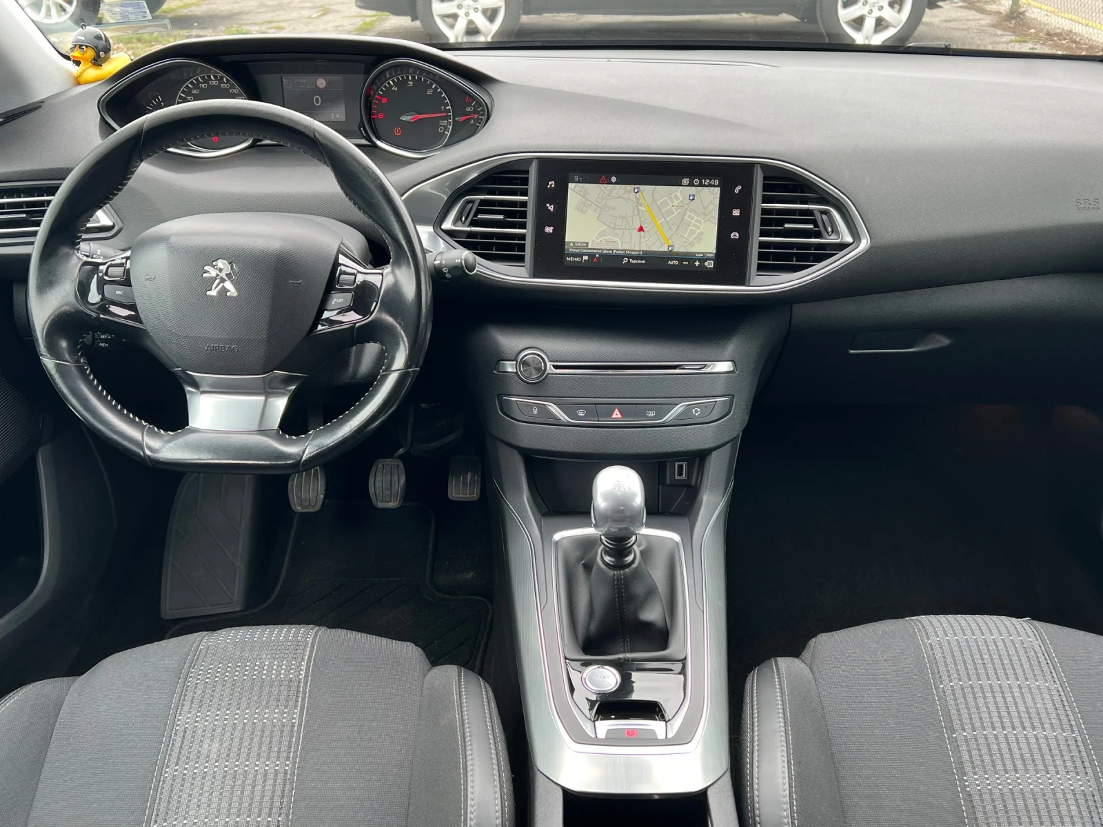 Peugeot 308 1.6 Bluehdi FACELIFT , снимка 8 - Автомобили и джипове - 54165294