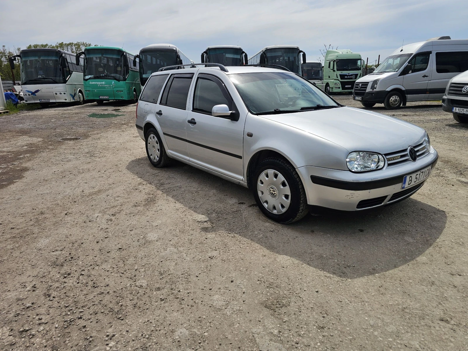 VW Golf 1.9 Tdi 101hp, снимка 2 - Автомобили и джипове - 54412577