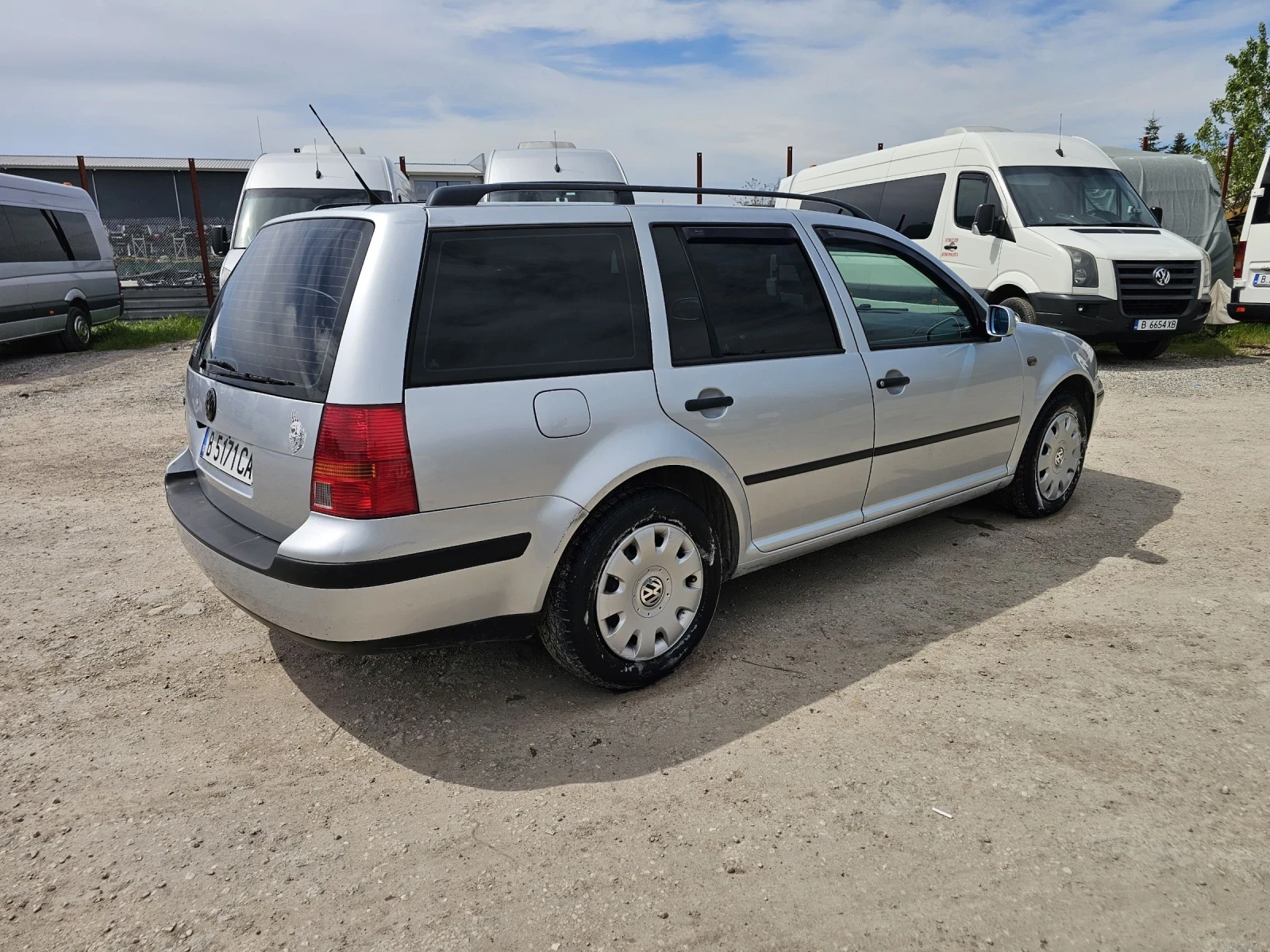 VW Golf 1.9 Tdi 101hp, снимка 4 - Автомобили и джипове - 54412577