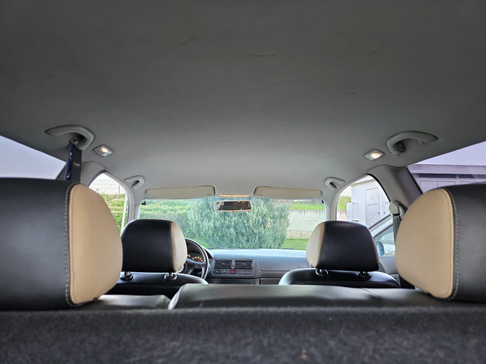 VW Golf 1.9 TDI 110 коня, снимка 13 - Автомобили и джипове - 54430542