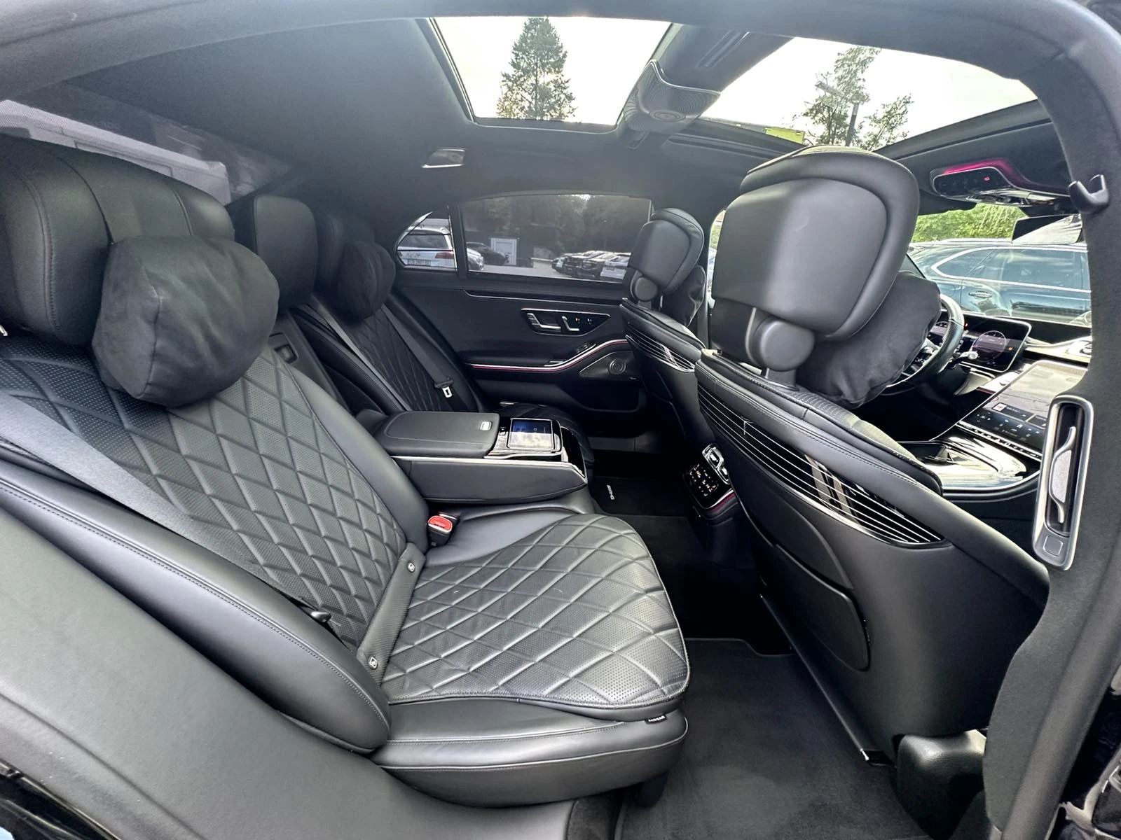 Mercedes-Benz S 500 4MATIC/AMG/NAVI/CAMERA 360/PANO/, снимка 15 - Автомобили и джипове - 54552724
