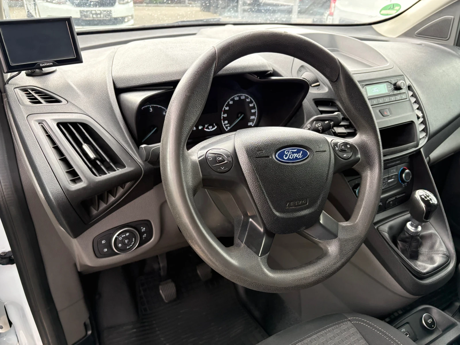 Ford Connect 1.5tdci-Klima-Нави, снимка 12 - Автомобили и джипове - 54631663