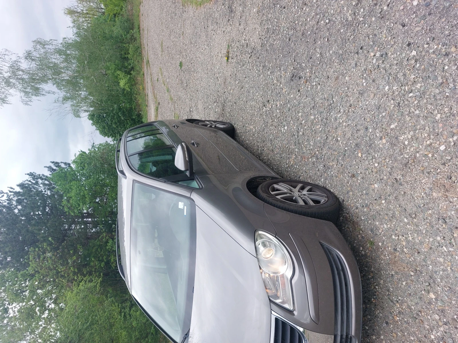VW Touran 1, 4 tsi AVTOMAT, снимка 2 - Автомобили и джипове - 54691423