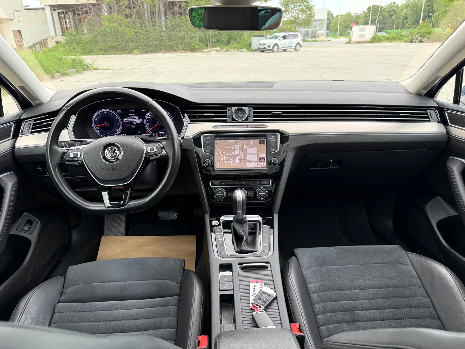 VW Passat 1.8 TSi / DSG / HIGHLINE, снимка 7 - Автомобили и джипове - 54703567