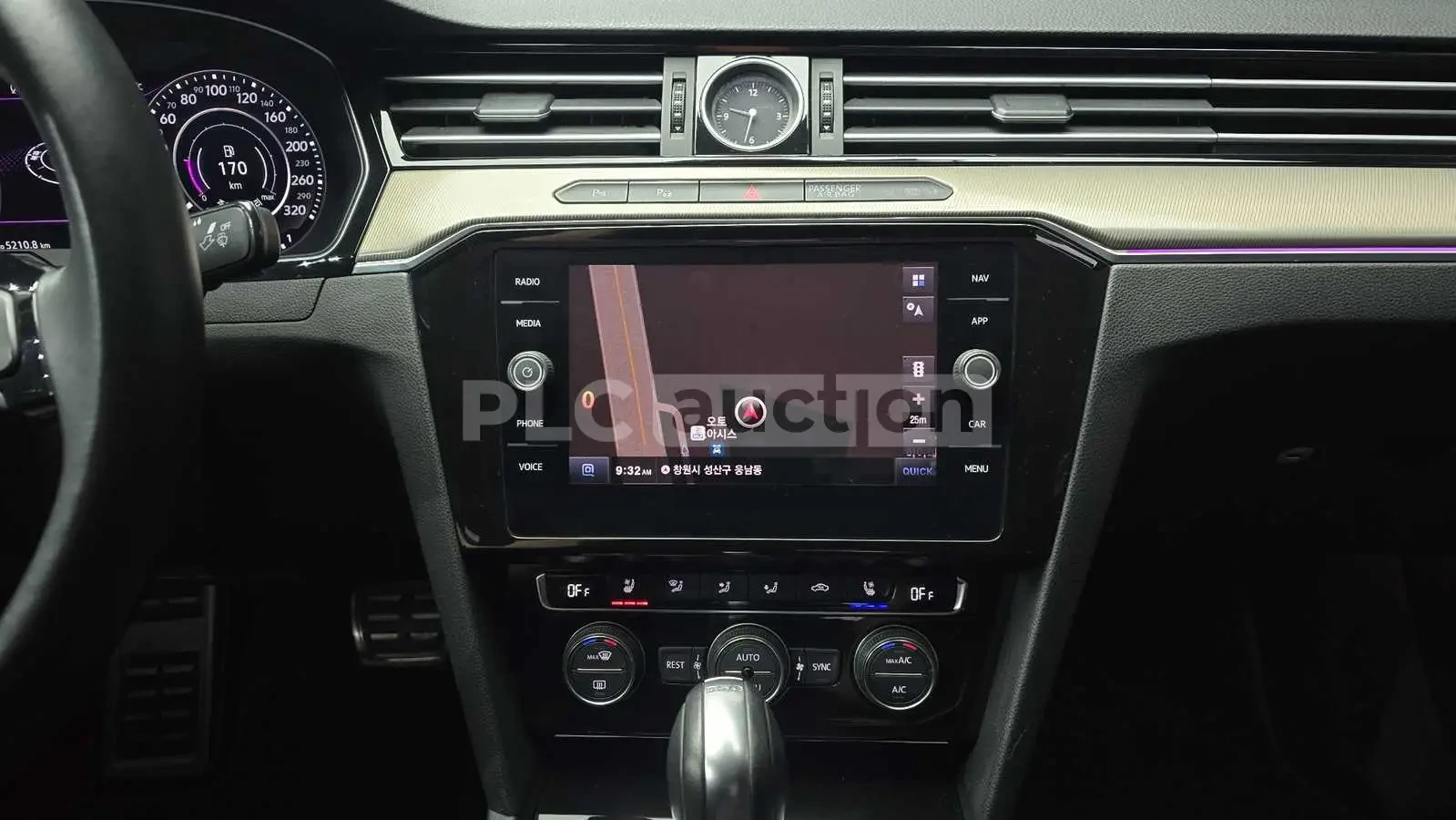 VW Arteon 2.0TDI PRESTIGE! PANO/HEAD-UP/CAM, снимка 13 - Автомобили и джипове - 54965540