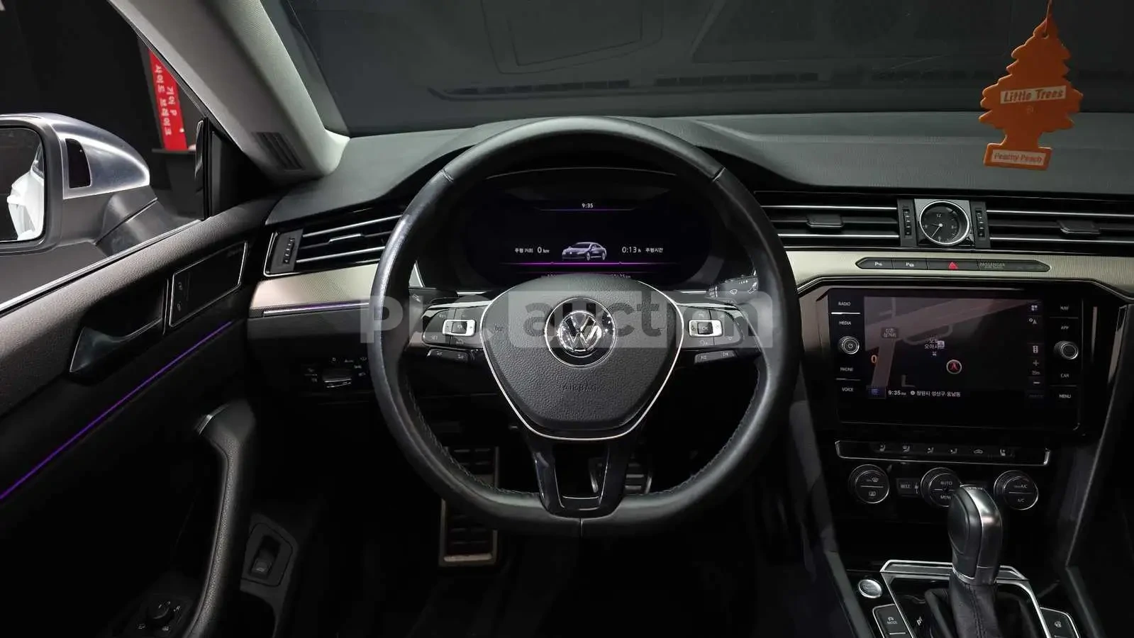 VW Arteon 2.0TDI PRESTIGE! PANO/HEAD-UP/CAM, снимка 12 - Автомобили и джипове - 54965540