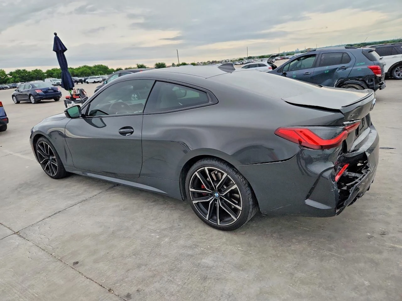 BMW M4 3.0l 40Xi, снимка 2 - Автомобили и джипове - 55158654
