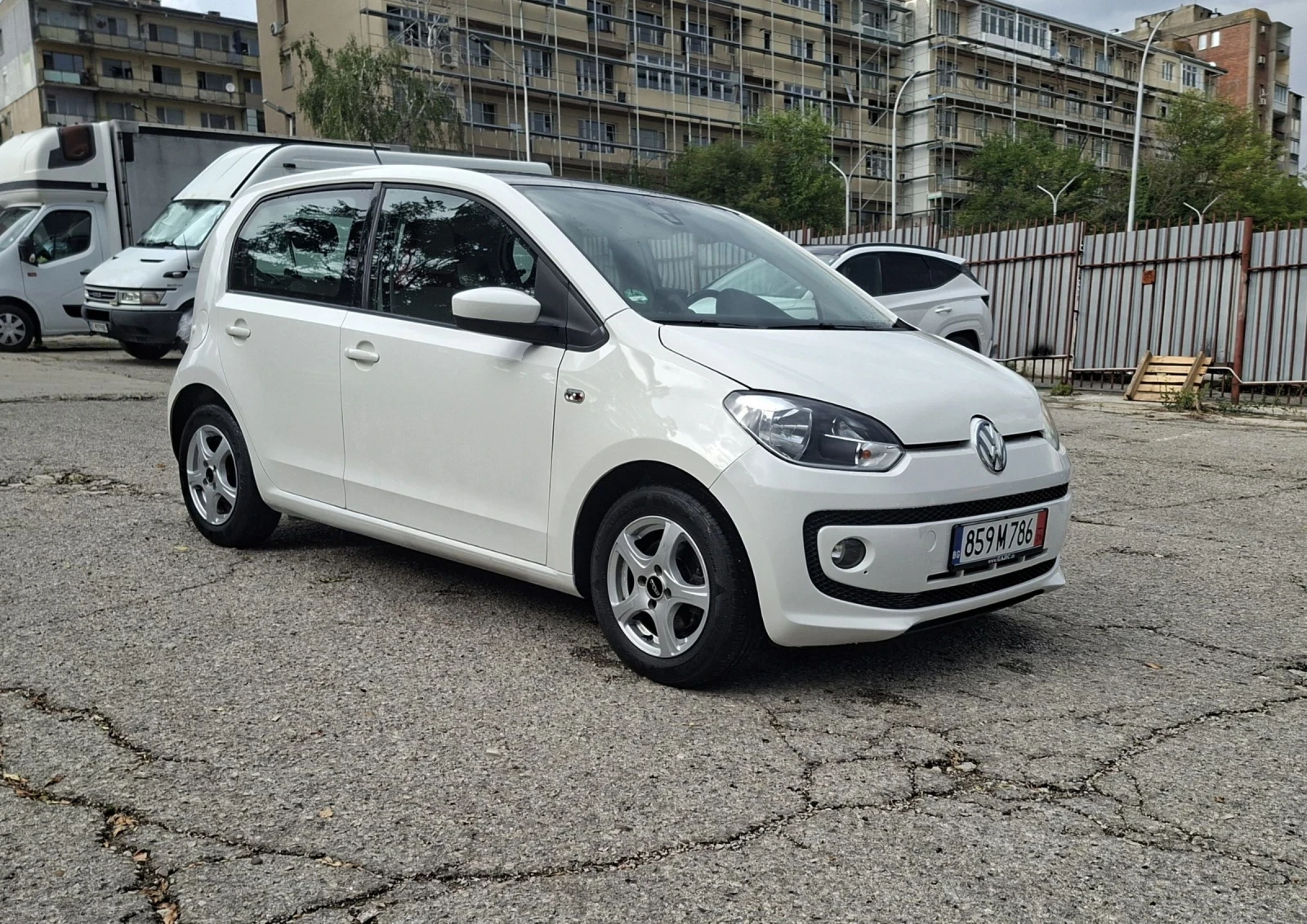 VW Up 1.0 / monte karlo, снимка 2 - Автомобили и джипове - 55266452