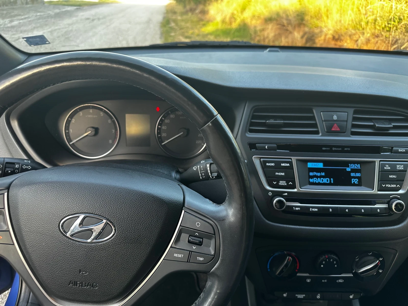 Hyundai I20, снимка 12 - Автомобили и джипове - 55424832