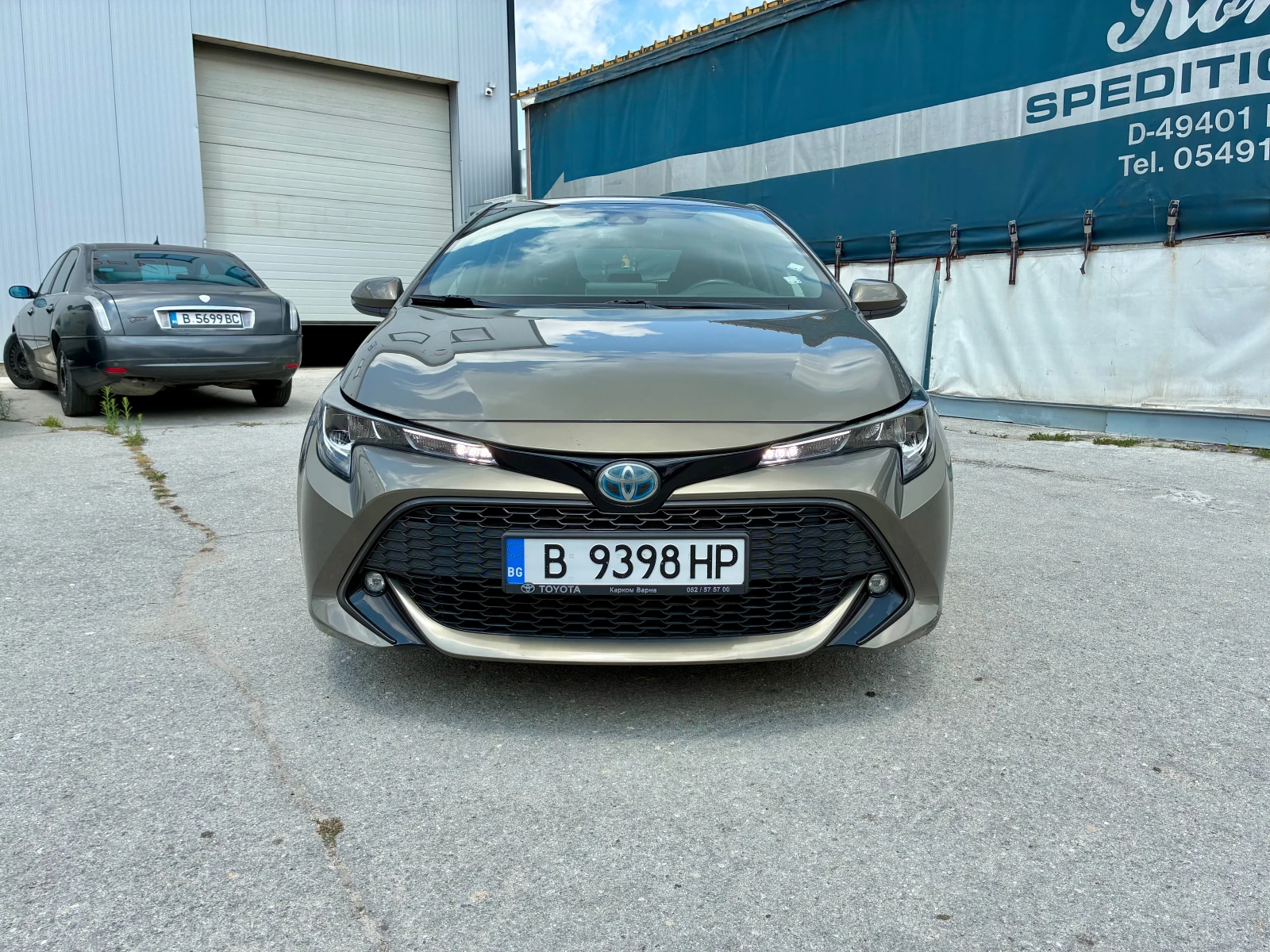 Toyota Corolla 1.8 Hybrid (122 к.с.) | 65 000 км, снимка 3 - Автомобили и джипове - 56183181