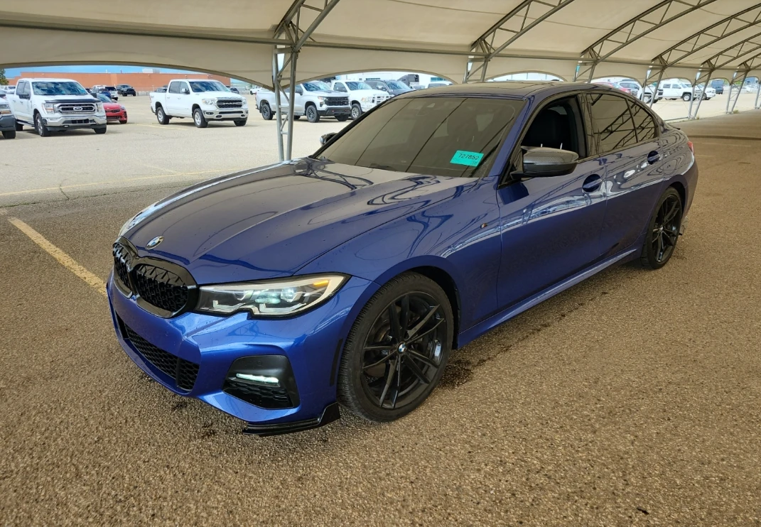 BMW 330 * XDrive* Подгрев* Шибидах* Back Cam* Blind Spot* 