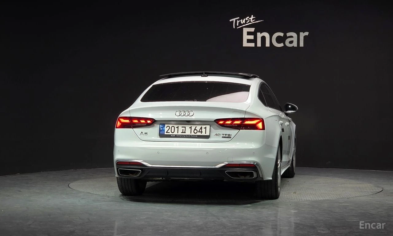 Audi A5 40TFSI* MATRIX* S* LINE* ОБДУХВАНЕ* ХЕДЪП* ДИСТРОН, снимка 4 - Автомобили и джипове - 55722709