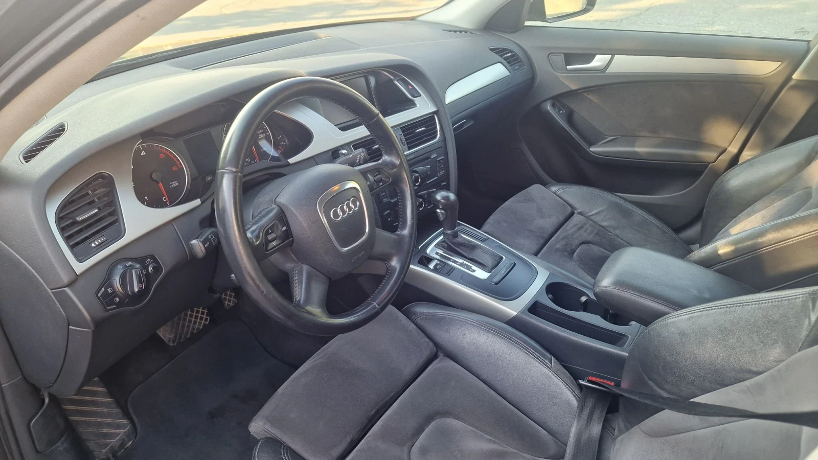 Audi A4 АВТОМАТ , снимка 8 - Автомобили и джипове - 56023489