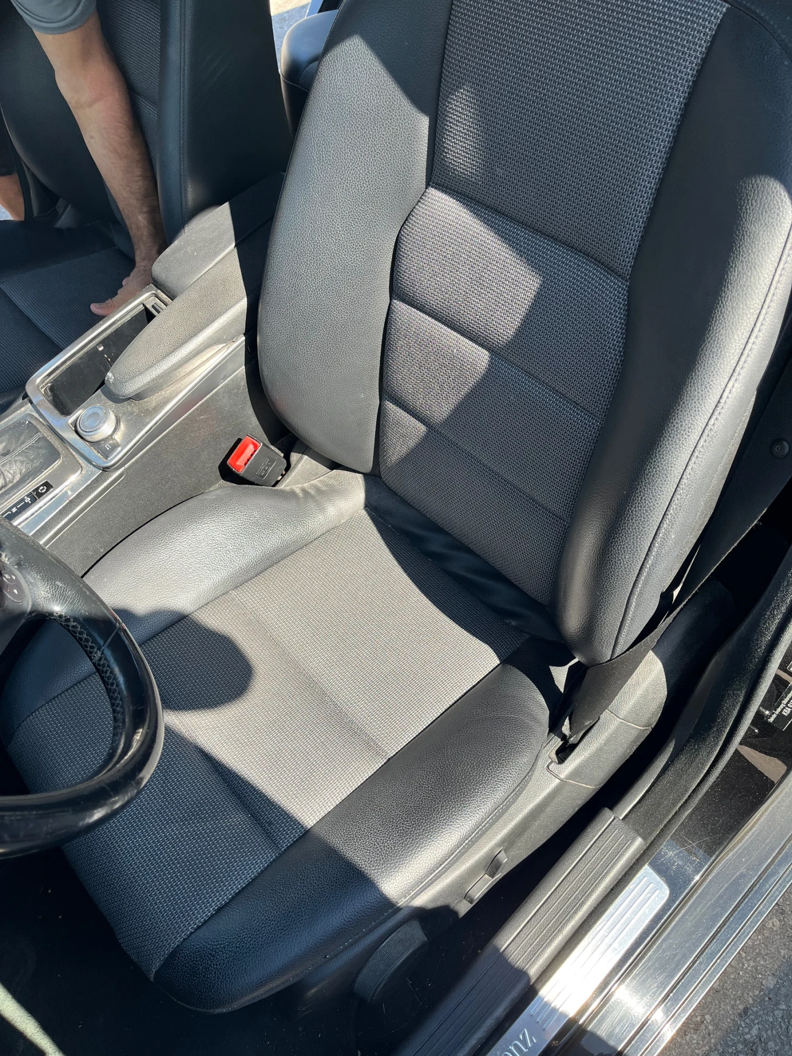 Mercedes-Benz C 220, снимка 11 - Автомобили и джипове - 56193774