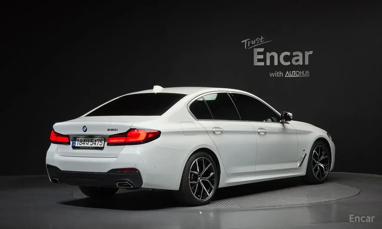 BMW 530 M* SPORT* HARMON* KARDON* ���������* �����* 360��� | Mobile.bg � ����������� 2
