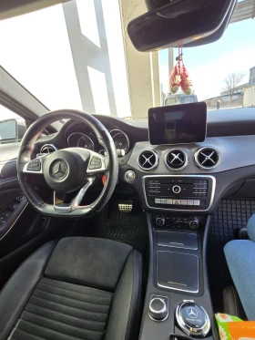 Mercedes-Benz GLA 200, снимка 16