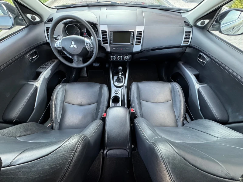 Mitsubishi Outlander 2.2 DID / FULL / 4X4 / AVTOMAT / KOJA / NAVI / 5+ , снимка 8 - Автомобили и джипове - 51704044
