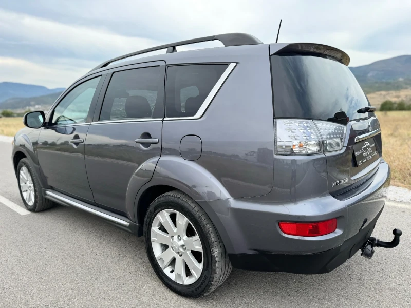 Mitsubishi Outlander 2.2 DID / FULL / 4X4 / AVTOMAT / KOJA / NAVI / 5+ , снимка 5 - Автомобили и джипове - 51704044