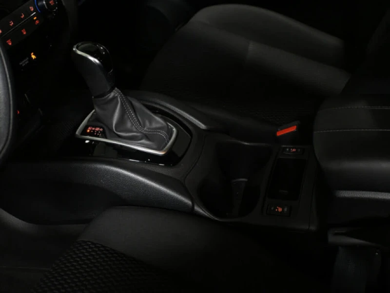 Nissan Qashqai S* CarFax* АвтоКредит* (ЦЕНА ДО БГ), снимка 17 - Автомобили и джипове - 53276197