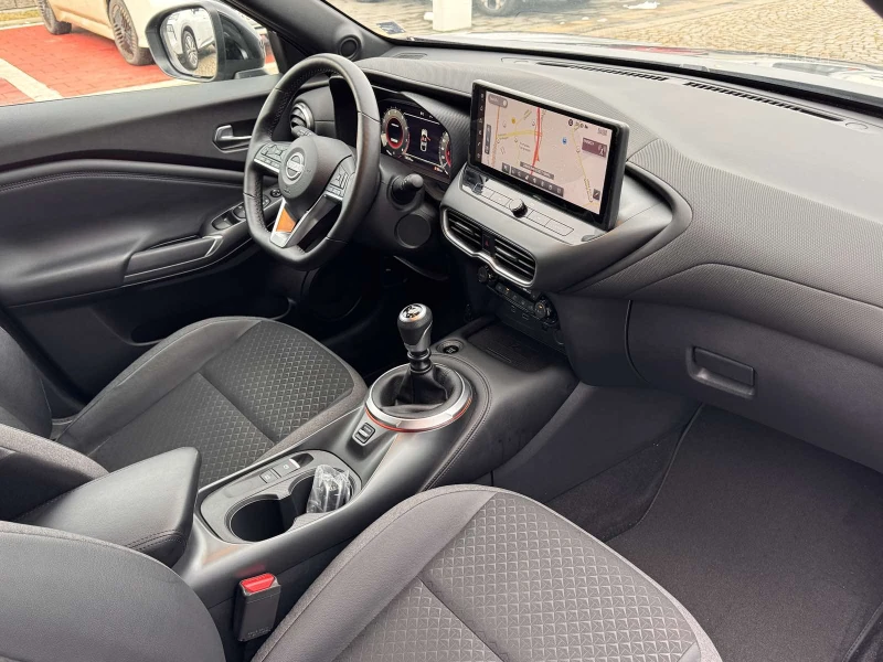 Nissan Juke N-Connecta, снимка 10 - Автомобили и джипове - 53469323
