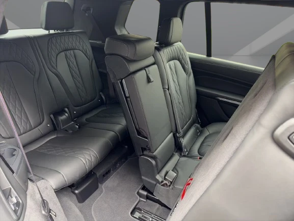 BMW X7 40d xDrive = M-Sport Pro = Гаранция, снимка 14 - Автомобили и джипове - 55434054