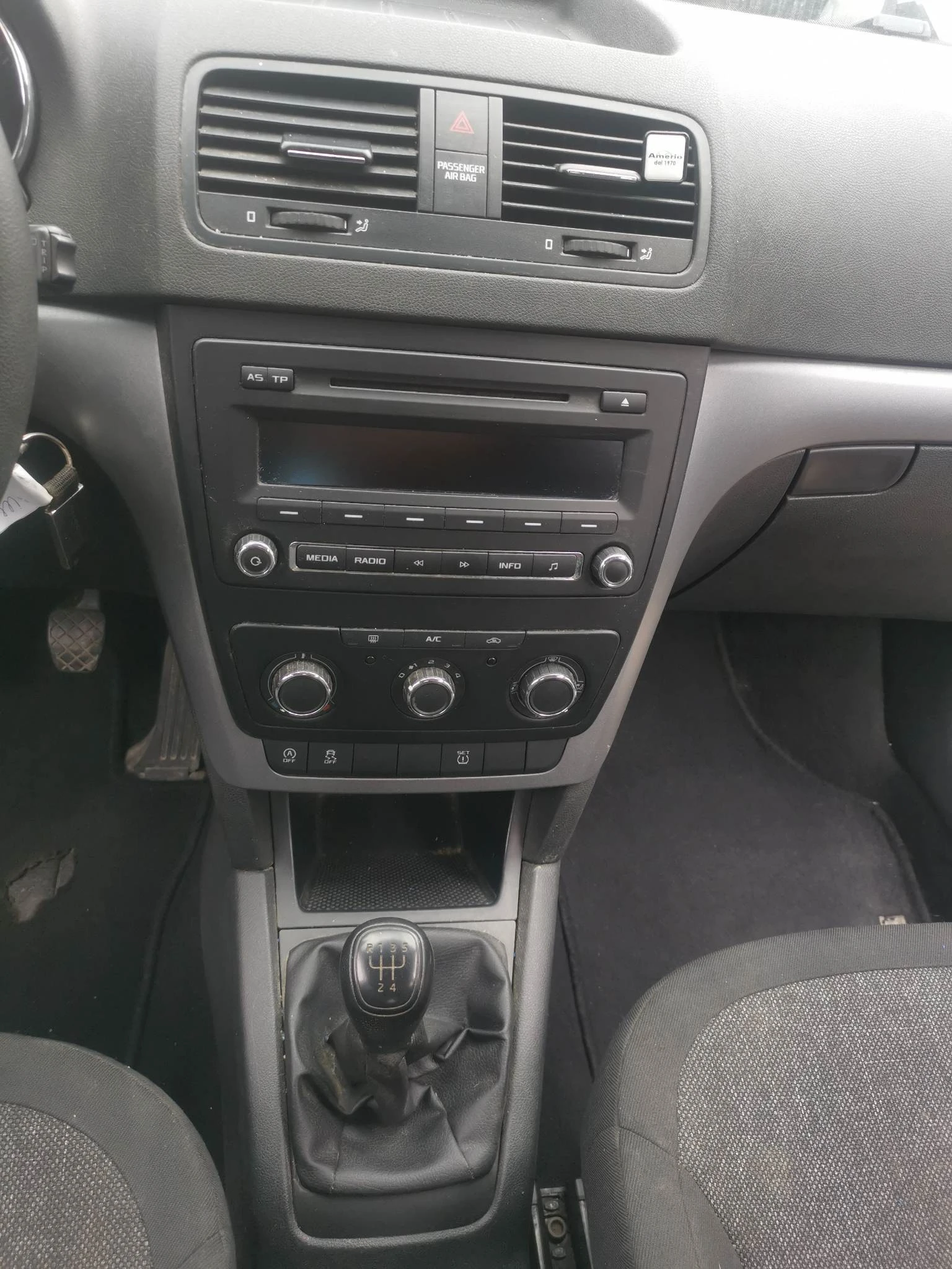 Skoda Yeti 1.6tdi face | Mobile.bg   11