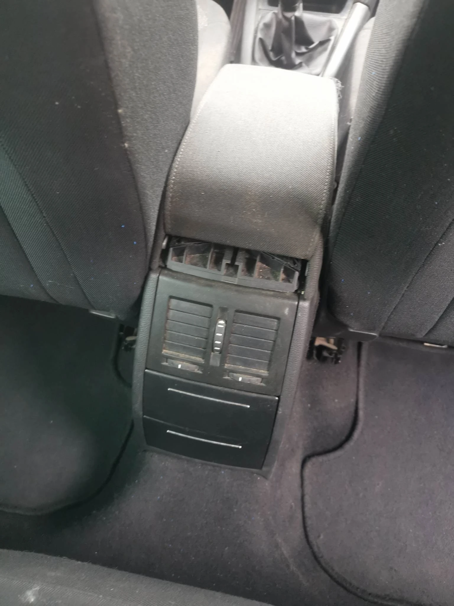 Skoda Yeti 1.6tdi face | Mobile.bg   14