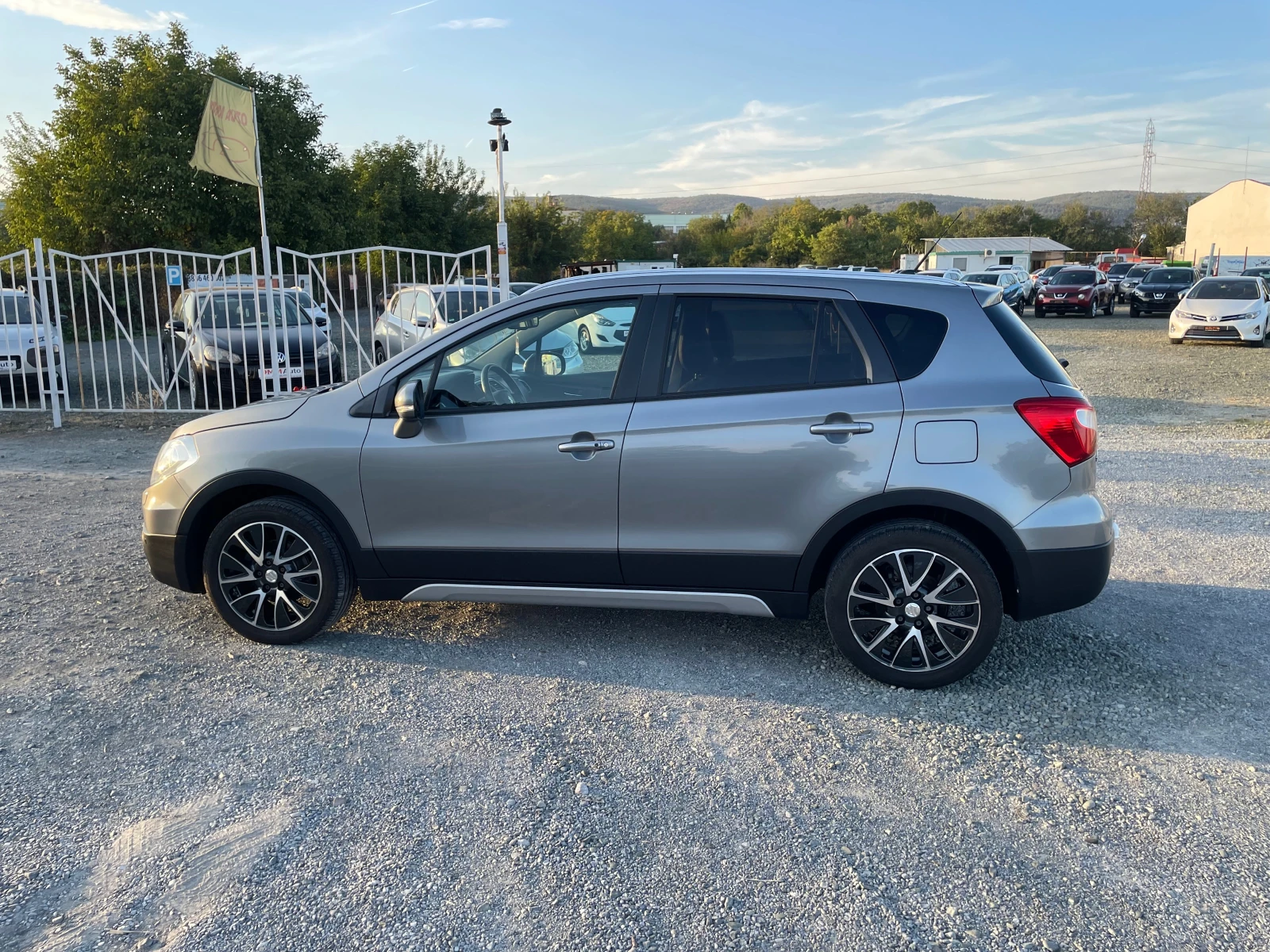 Suzuki SX4 S-Cross 1.6 AUT. NAVI ШВЕЙЦАРИЯ - изображение 2