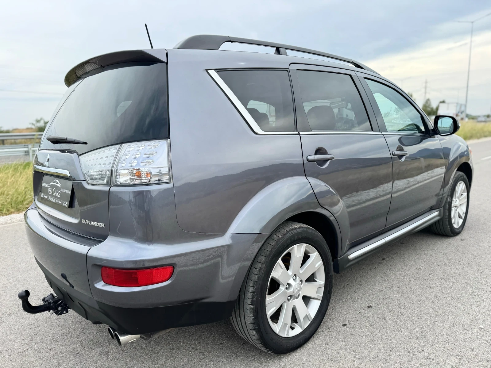 Mitsubishi Outlander 2.2 DID / FULL / 4X4 / AVTOMAT / KOJA / NAVI / 5+  | Mobile.bg   7