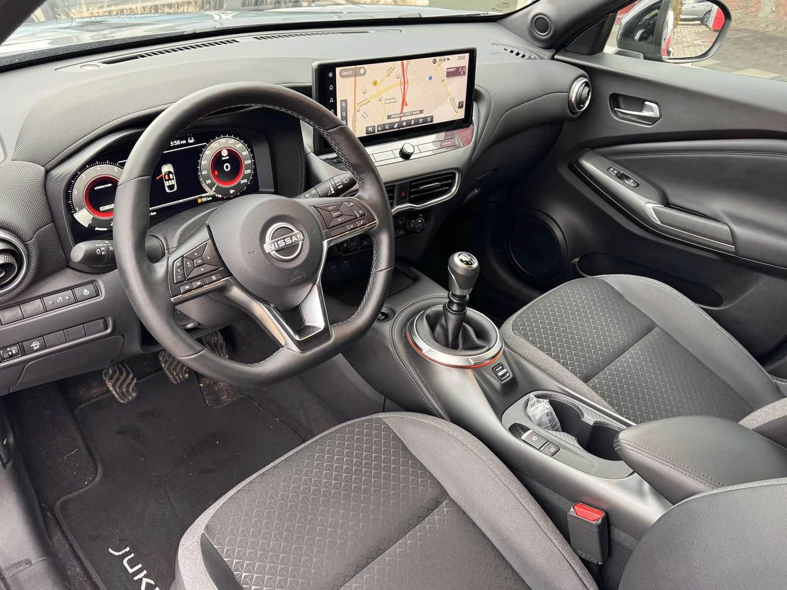 Nissan Juke N-Connecta - изображение 9