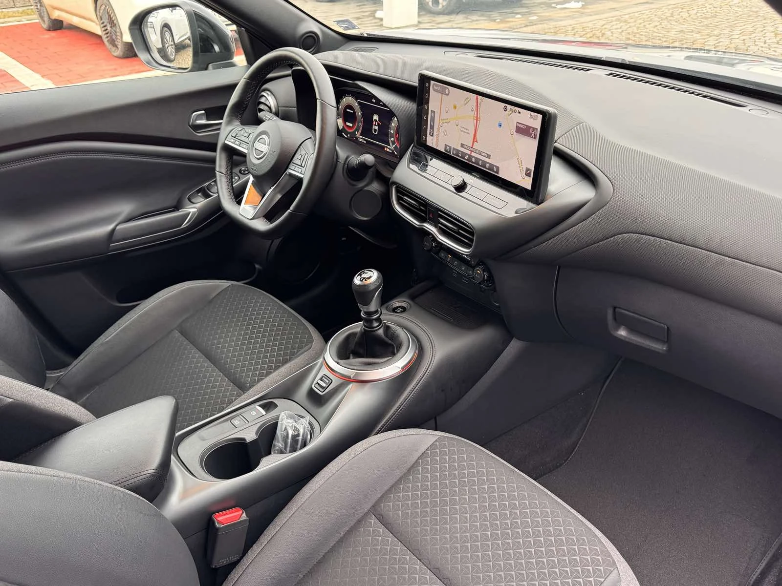 Nissan Juke N-Connecta - изображение 10