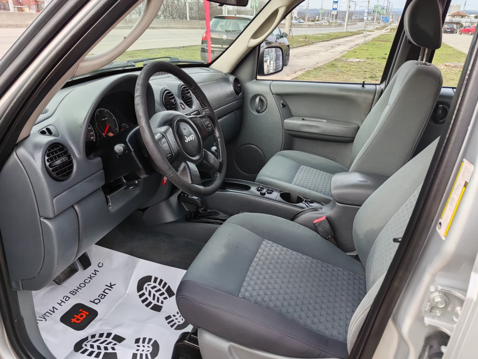 Jeep Cherokee 2.8 crd  4x4  163ps | Mobile.bg � ����������� 9