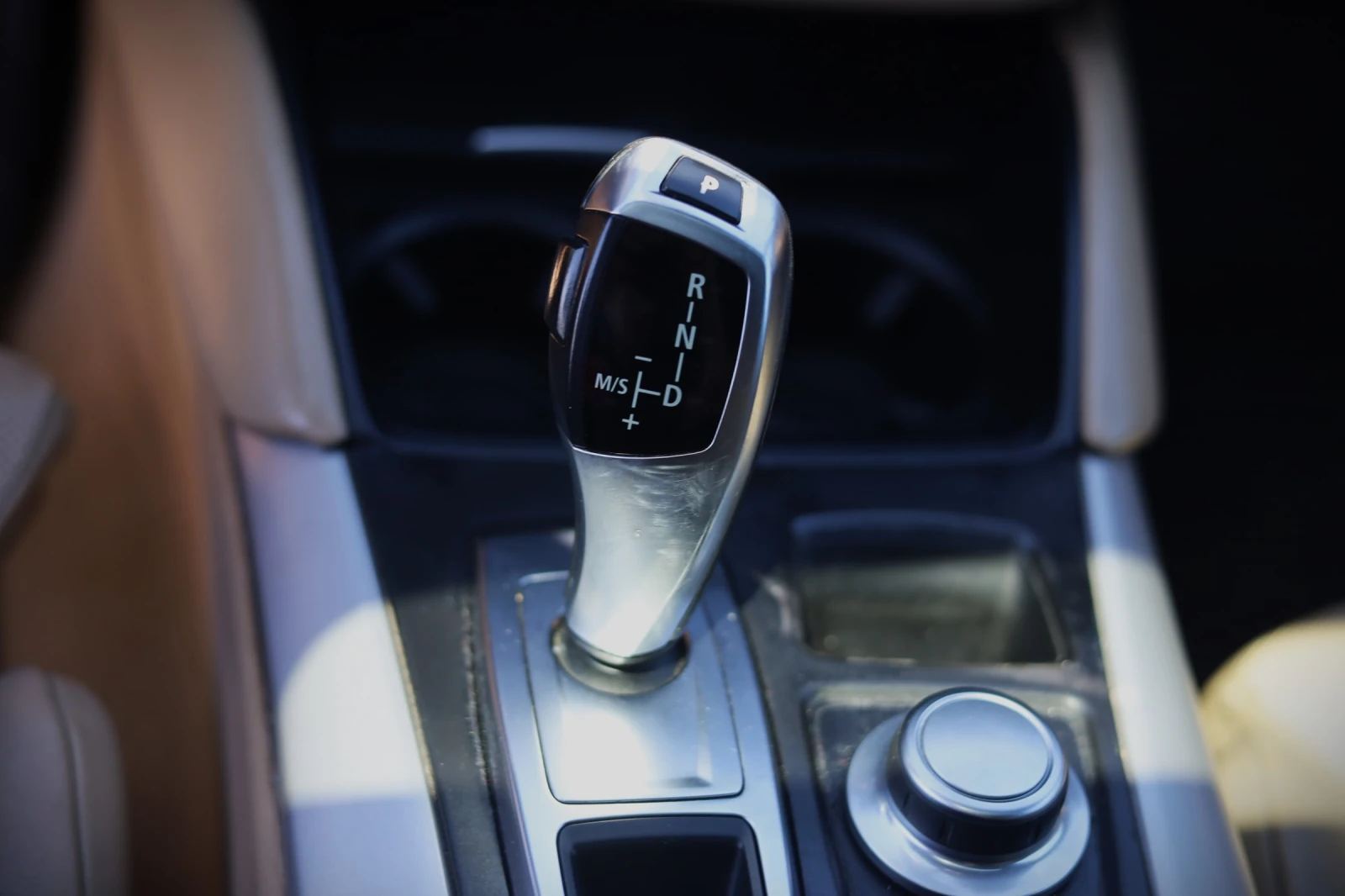 BMW X6 Xdrive 35 d, снимка 16 - Автомобили и джипове - 54427265