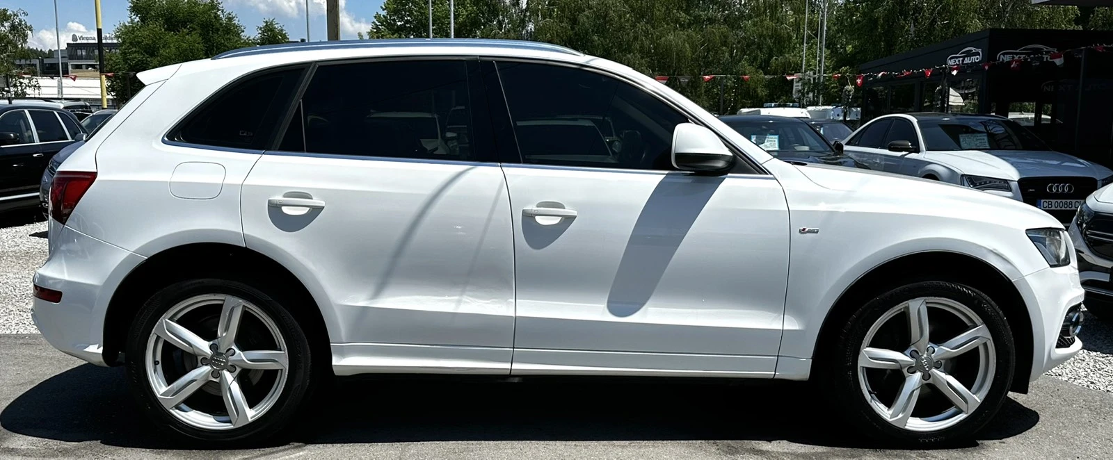Audi Q5 3.0TDI 239HP S LINE KEYLESS PANO CAMERA, снимка 4 - Автомобили и джипове - 54801808