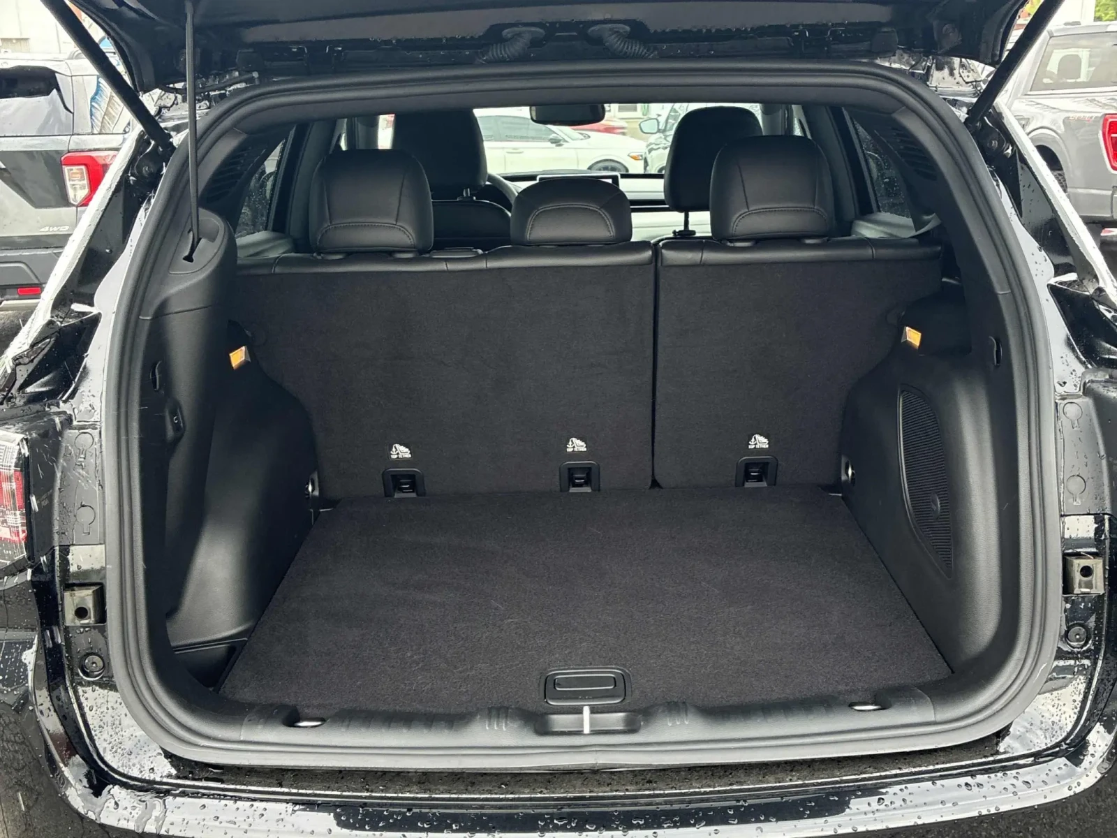 Jeep Compass Limited 4x4 * 2 КЛЮЧА * ПАНОРАМА * CARFAX , снимка 6 - Автомобили и джипове - 54859772
