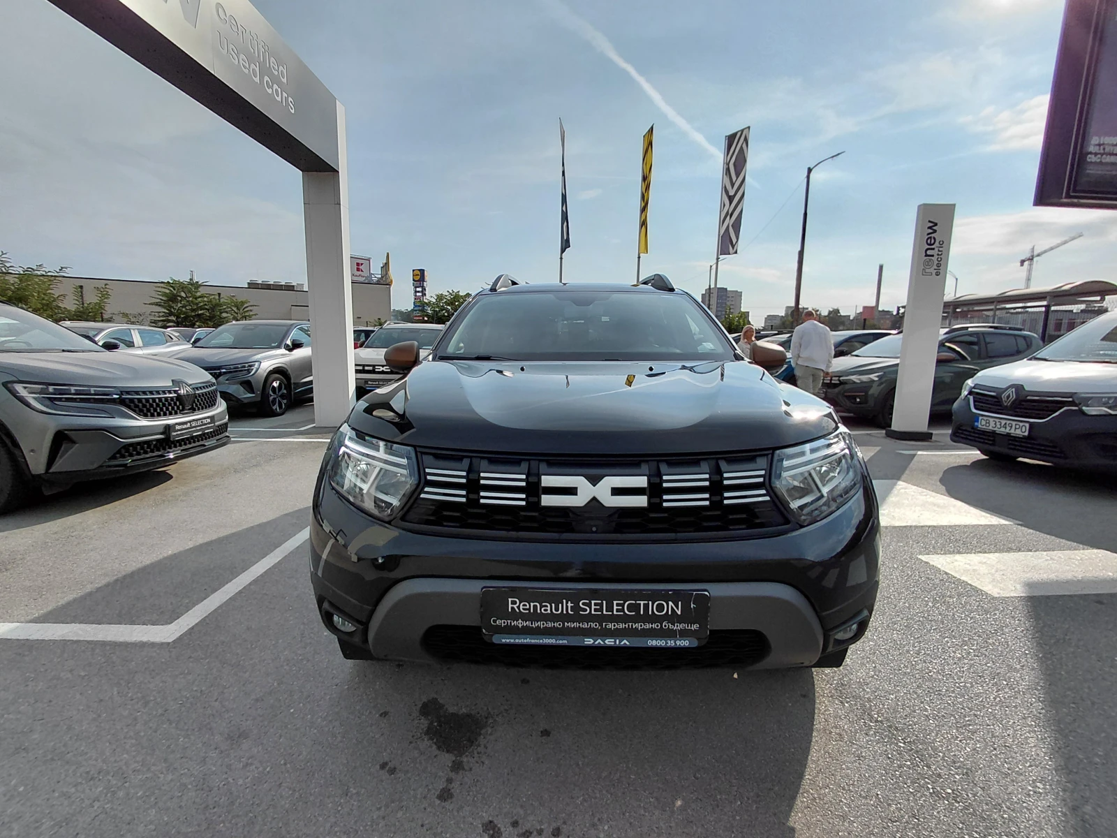 Dacia Duster 1.0TCe/100к.с/Journey/ Газ/Бензин, снимка 2 - Автомобили и джипове - 56272239