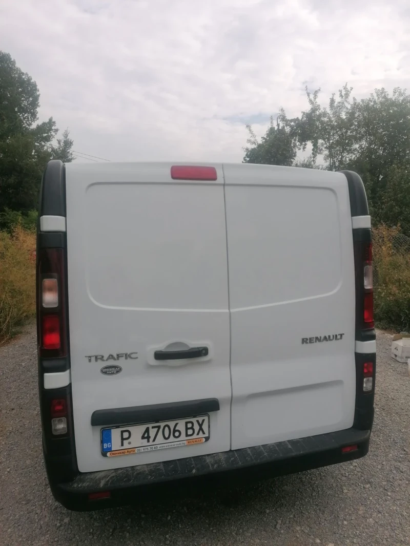 Renault Trafic, снимка 3 - Бусове и автобуси - 47345087