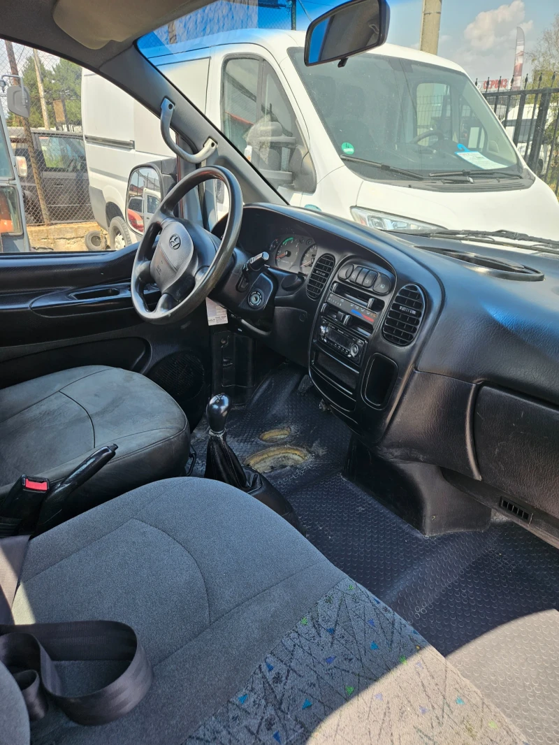 Hyundai H1 2.5tdi, снимка 5 - Бусове и автобуси - 50926657
