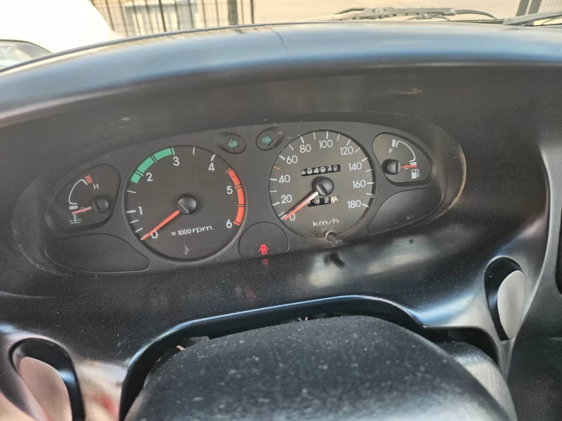 Hyundai H1 2.5tdi, снимка 7 - Бусове и автобуси - 50926657