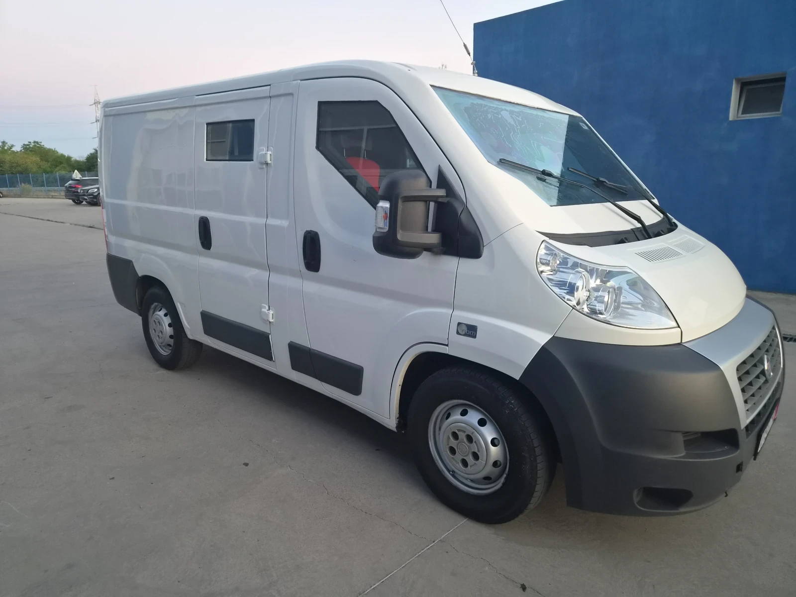 Fiat Ducato B7 брониран 97000км като нов, евро 5, снимка 2 - Бусове и автобуси - 55532908