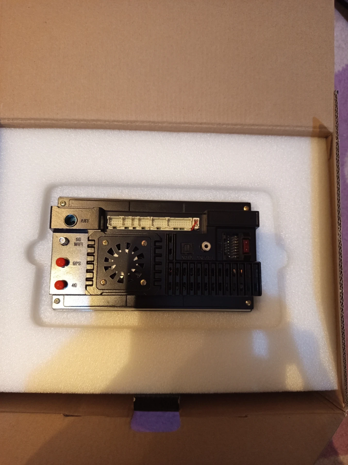 ���������� Universal ZYC 9109 | Mobile.bg � ����������� 3