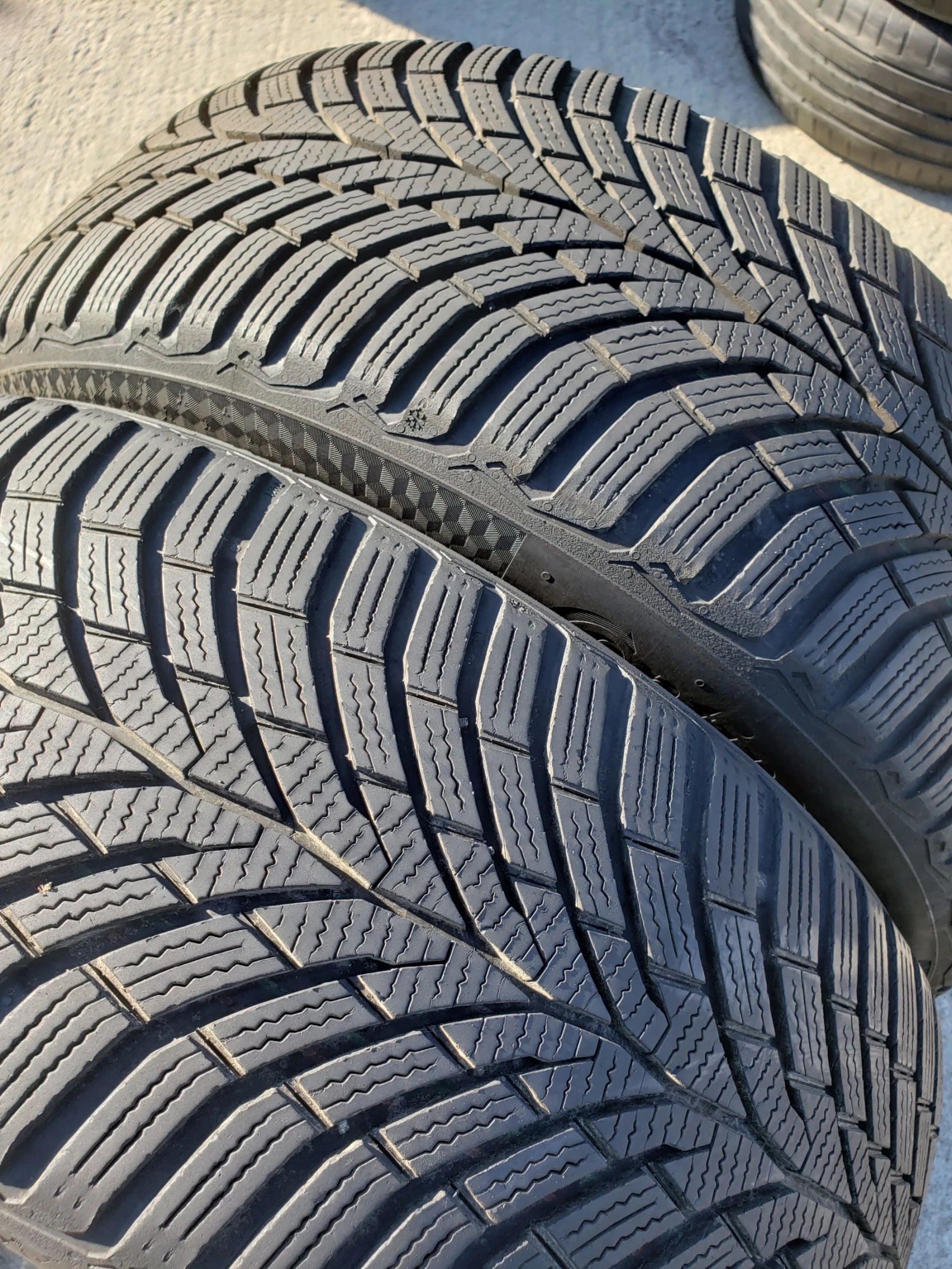 ���� 225/50R17 | Mobile.bg � ����������� 4