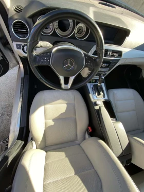 Mercedes-Benz C 180, снимка 7