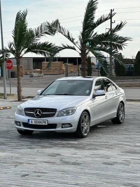     Mercedes-Benz C 320