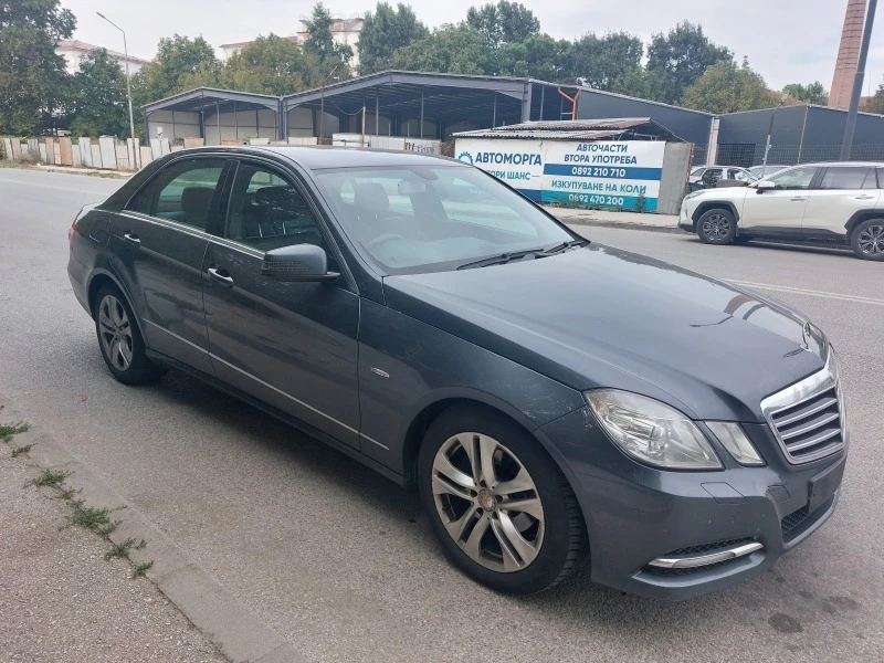 Mercedes-Benz E 220  CDI BlueEFFICIENCY, снимка 5 - Автомобили и джипове - 43680778