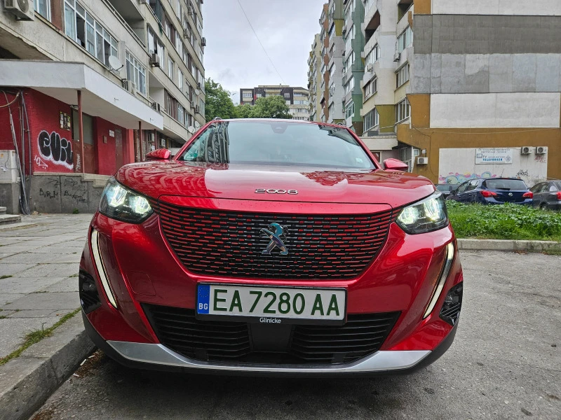 Peugeot 2008 ALLURE Electric , снимка 1 - Автомобили и джипове - 47118839