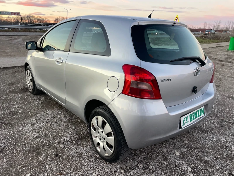 Toyota Yaris 1.3VVTI-KLIMA-ITALIA, снимка 10 - Автомобили и джипове - 48374549