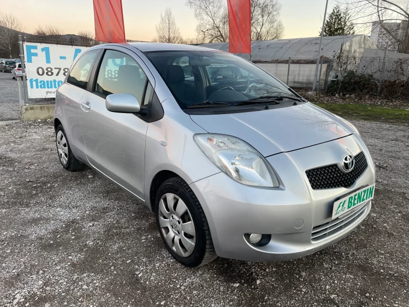 Toyota Yaris 1.3VVTI-KLIMA-ITALIA, снимка 3 - Автомобили и джипове - 48374549