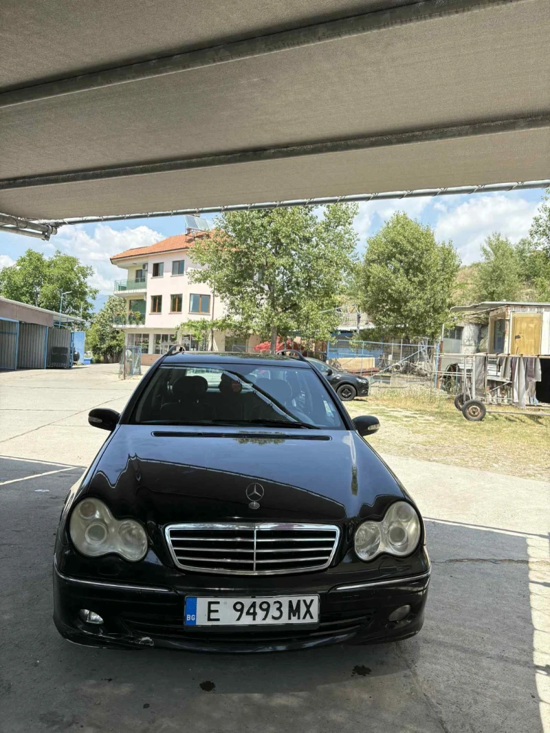 Mercedes-Benz C 180, снимка 2 - Автомобили и джипове - 52863214