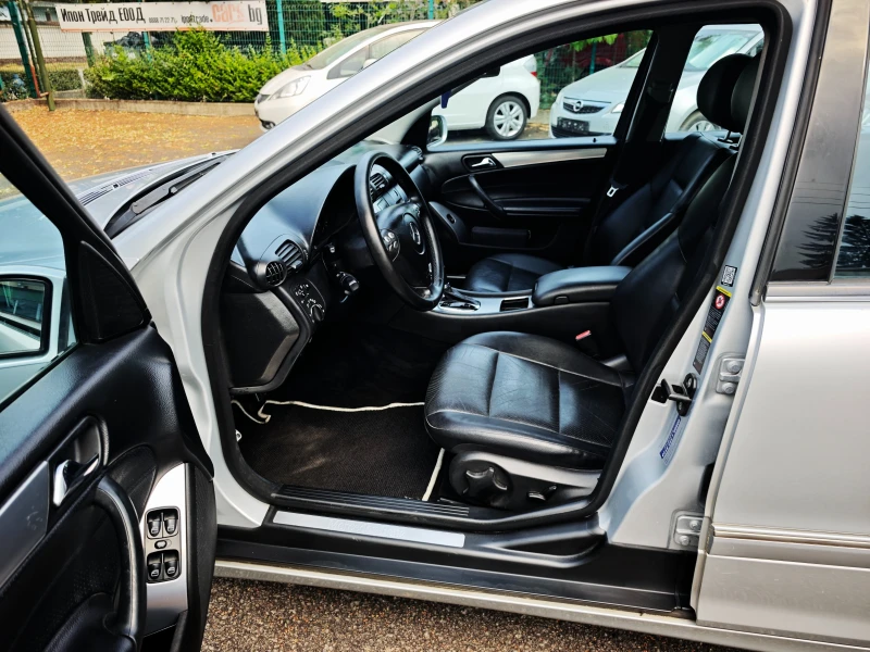 Mercedes-Benz C 230 V6/Face/Avantgarde/Automat/Leder/FULL/SWISS, снимка 7 - Автомобили и джипове - 51664007